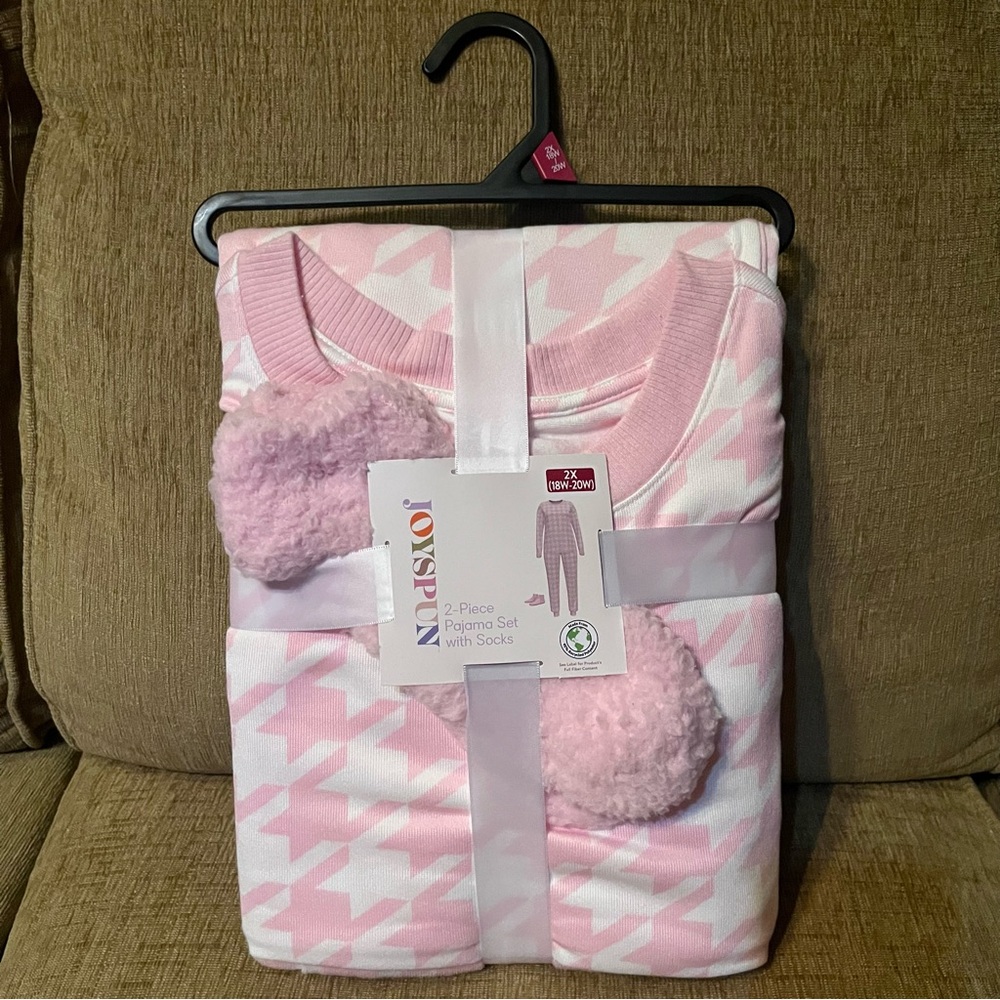 Joyspun Pajamas Set NWT